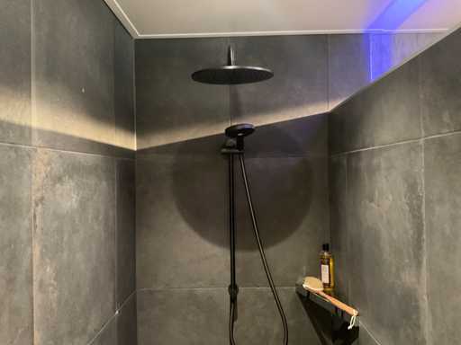 Brauer – Eingebaute Regendusche – Gun Metal