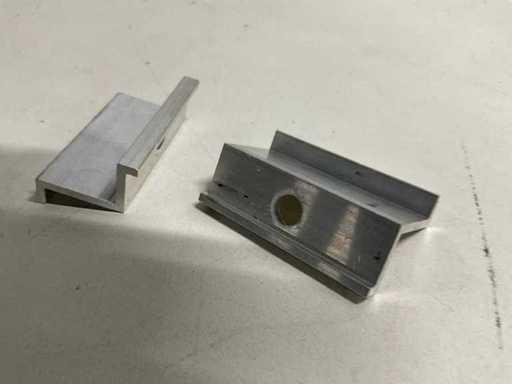 aluminium eindklem voor montage zonnepanelen (245x)
