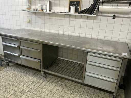 Tavolo da lavoro mobile in acciaio inox