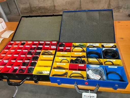 Assortment case with contents (4x)