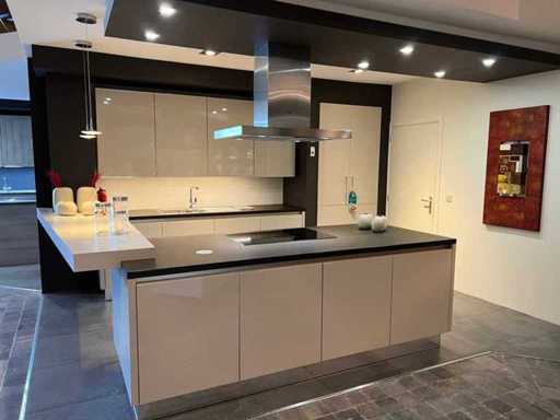 Pronorm - Cuisine de salle d’exposition