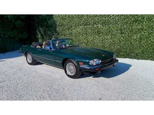 Jaguar%2520XJS.mp4