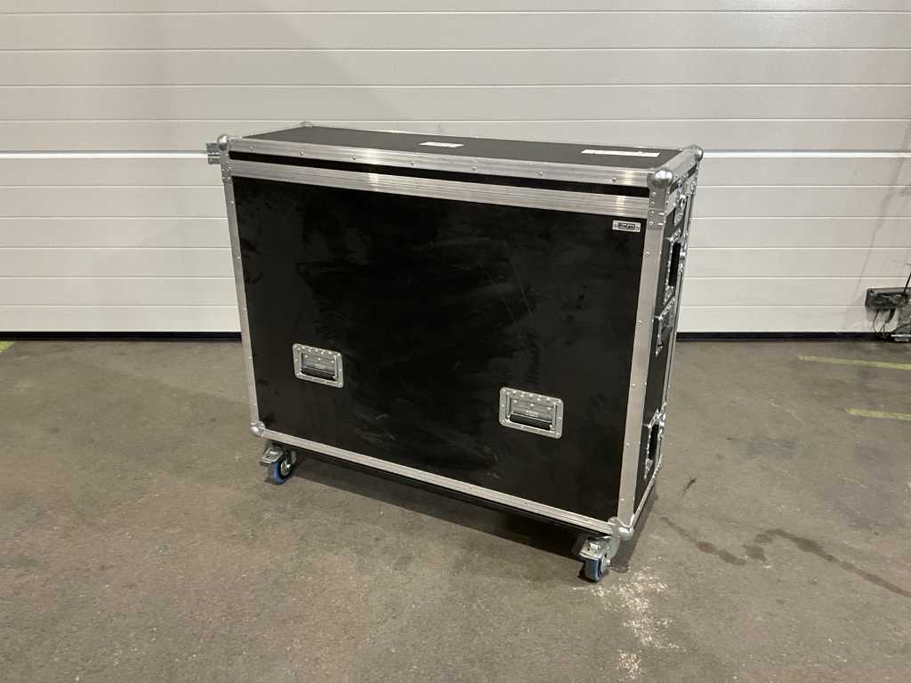 Flight case for Yamaha cl5 brand Procase as good as new