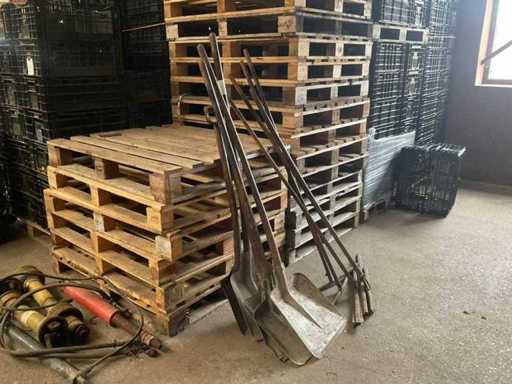 Partia narzędzi ogrodniczych