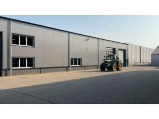 7ffb69bb-b1e8-45af-a187-caeb365fd131.mp4