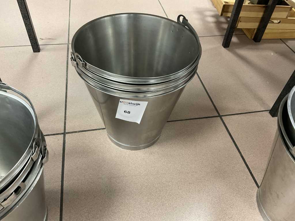 Stainless steel buckets (3x)