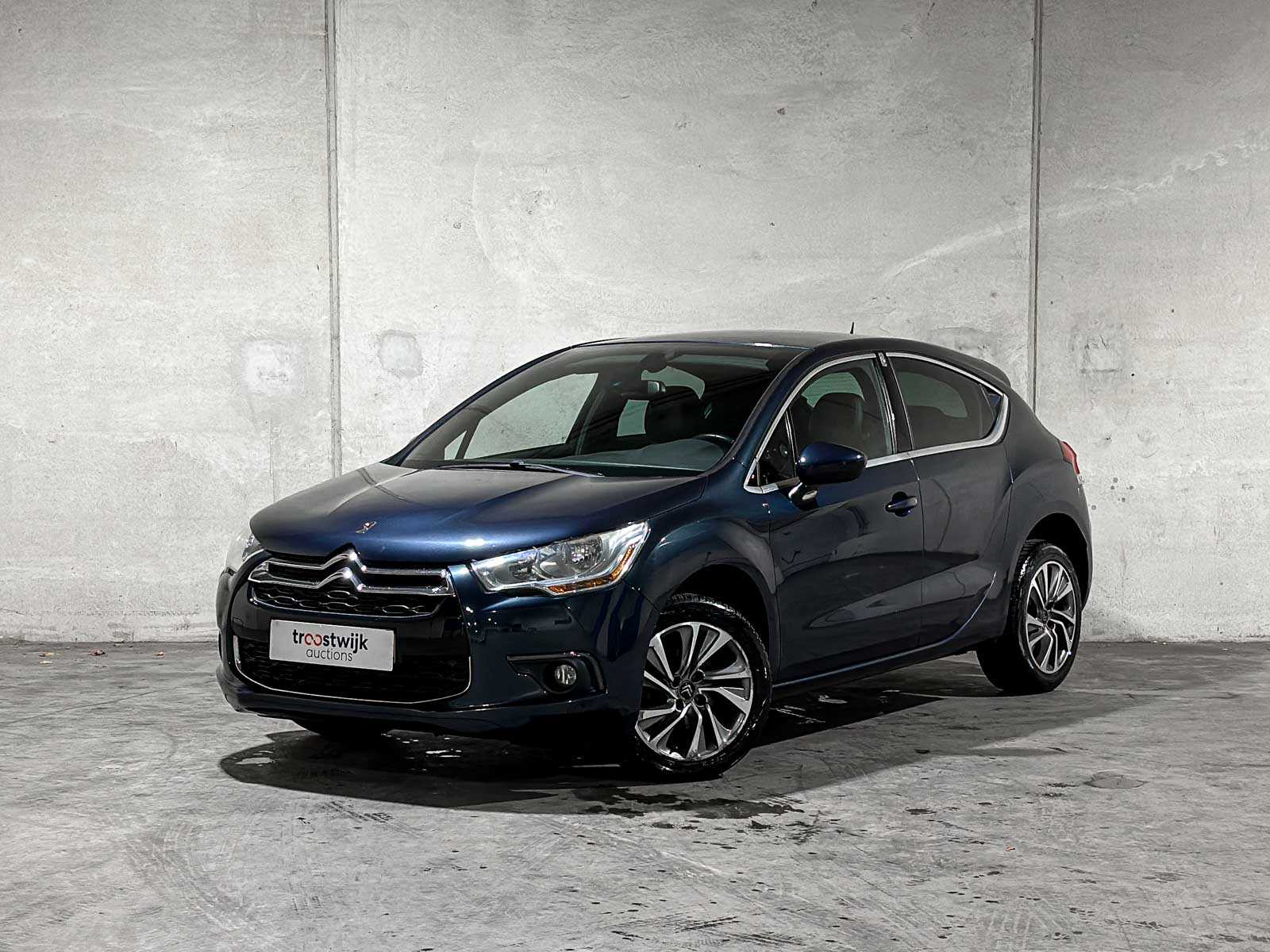 Citroen DS4 1.6 VTi So Chic 120pk 2011 (Origineel-NL), 32-RSX-3