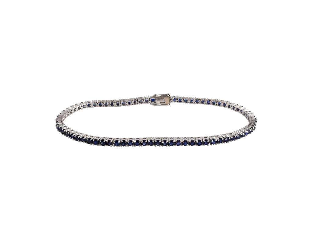bracelet 18kt white gold with blue sapphire