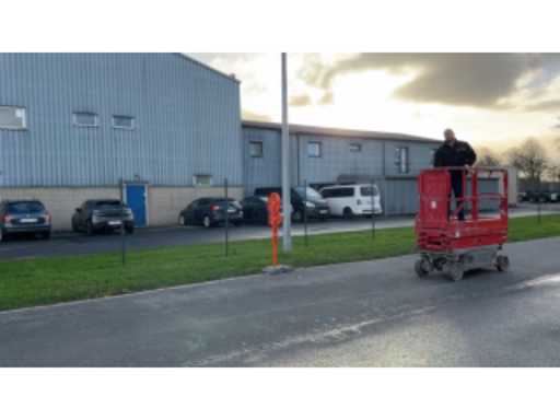 8bf8fb19-5409-448d-8b84-a35d8e9a8ba6.mp4