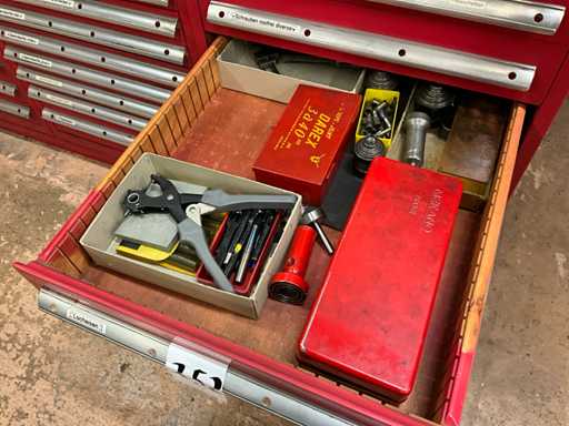 (C-1009) workshop tools and equipment