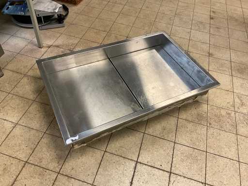 Bac à glace concassée intégré