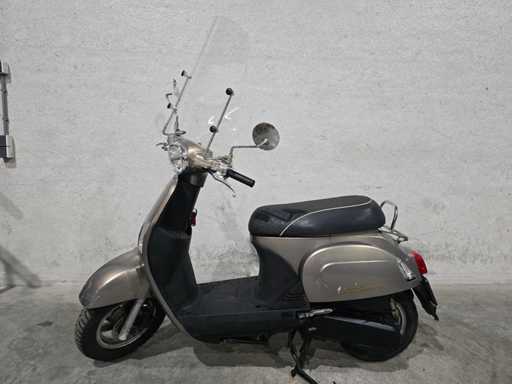 Kymco - Snorscooter - New Sento - 4T 25km uitvoering d726pl