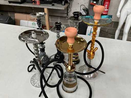 Verschiedene Wasserpfeifen (6x)