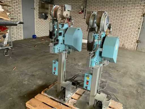 Yoshida Kogyok.k NMSAM-86000 Ponsmachine