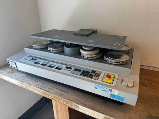 James heal - Nu Martindale - Abresion und Pillingtester