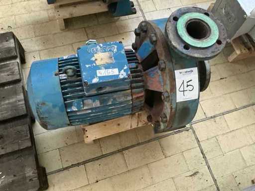 Machinery, spare parts and warehouse stocks