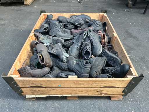 Batch verschiedener Schuhe