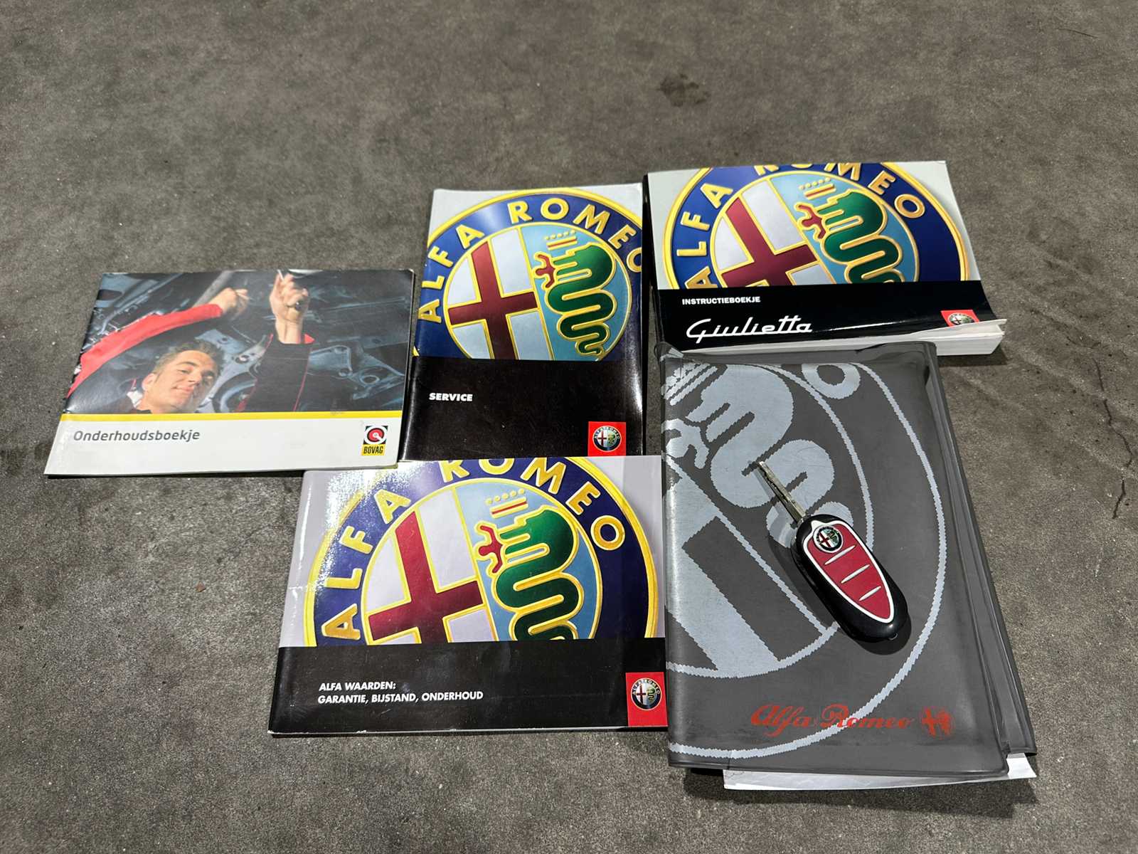 Alfa Romeo Giulietta 1.4 T Distinctive 120pk 2010, KX-159-R