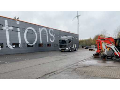 985ff0ae-2c73-4a55-9c1f-53eaa069251d.mp4