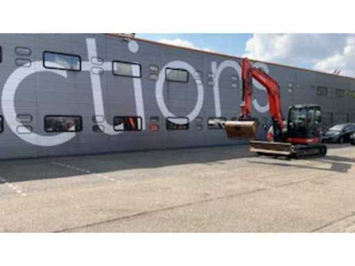 e791f5a4-b189-42df-8561-5fb54eca902a.mp4