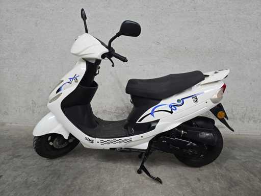 BTC - Snorscooter - City - 4T 25km uitvoering dgk70p