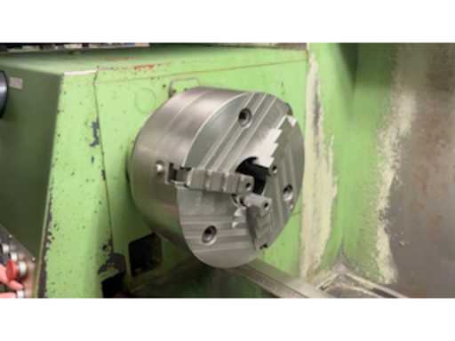 bd303f9c-a265-4228-bc05-39f4f746cf95.mp4