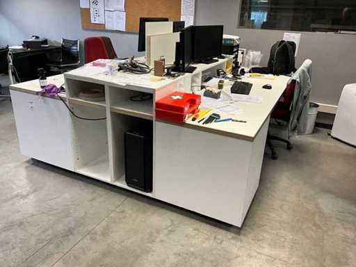 Bureau combinatie (eerste verdiep)