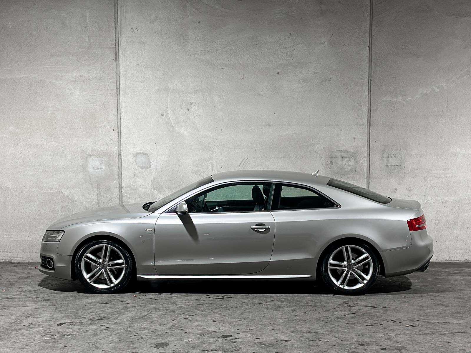 Audi A5 Coupé 2.0 TFSI Quattro Pro Line S 211pk 2011 (Origineel-NL), 91-PTK-8