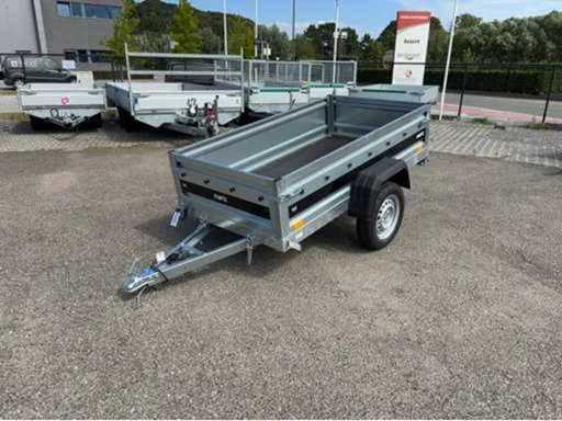 Commercial vehicles and trucks