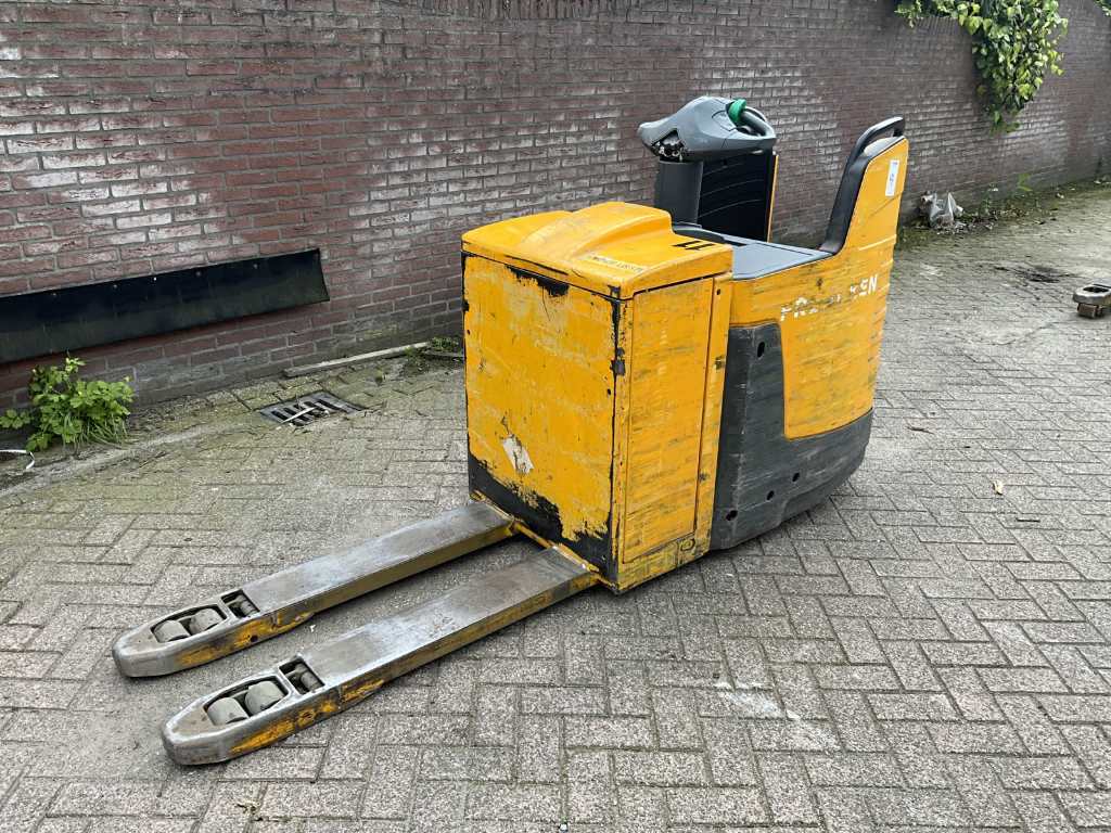 Transpalet electric Jungheinrich 3PZS375