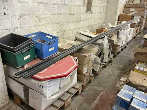 Partij diverse bouw- en bevestigingsmateriaal