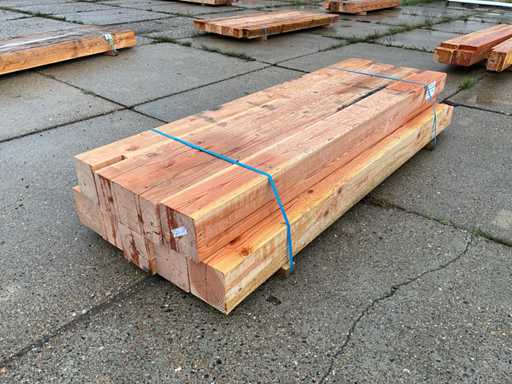 Stâlp Douglas rindeluit cu crest?tur? (9x)