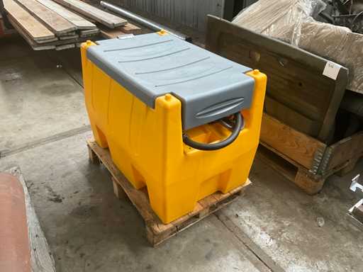 Fuel storage tank incl. 12V pump