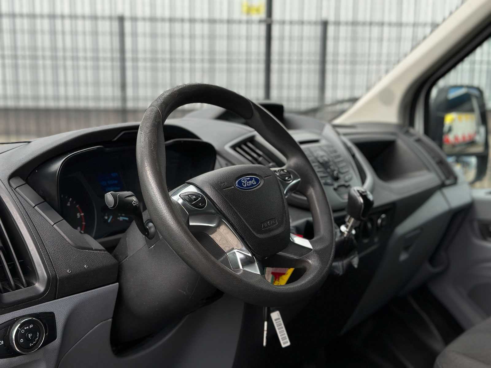 Ford Transit 350 2.2 TDCI L3H1 Am 125pk 2016, V-192-TF