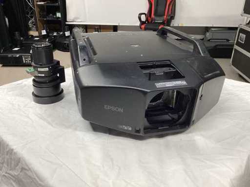 EPSON - Videoprojector EB-Z11005 vpr-lamp 11000 lumen met optiek ELPLW04 omwentelingen 1,19-1,62:1