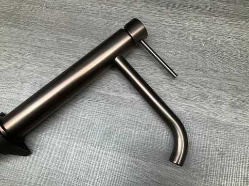 Baseline Keukenmengkraan brushed aged bronze