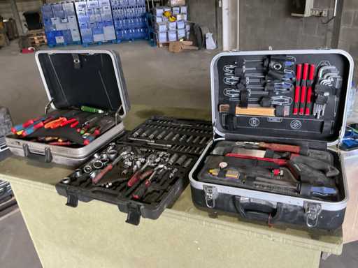 Trusă de unelte cu conținut (3x)