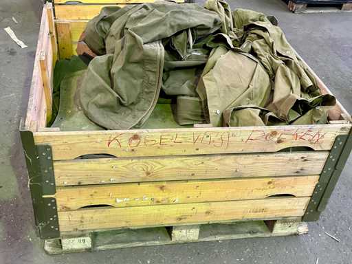 Batch of various cloths