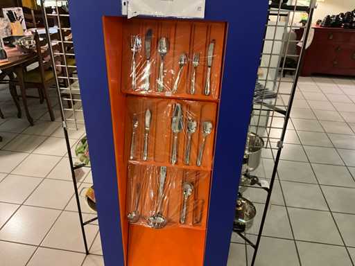 103-delige bestekset voor 12 personen