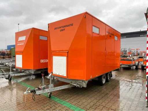 Rimorchio / unità di decontaminazione