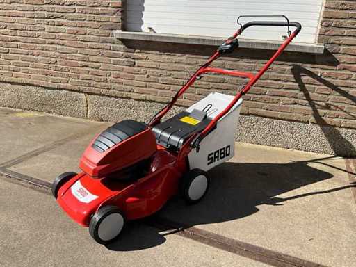 Sabo 40-Battery Classic Lawn Mower