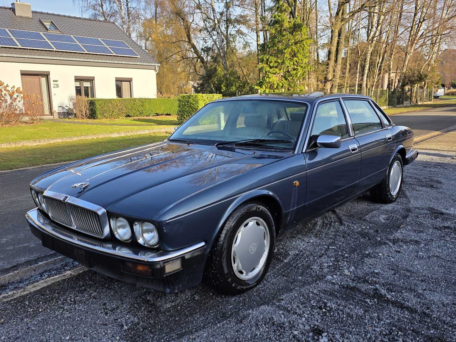 Jaguar – XJ6 – Car – 1992