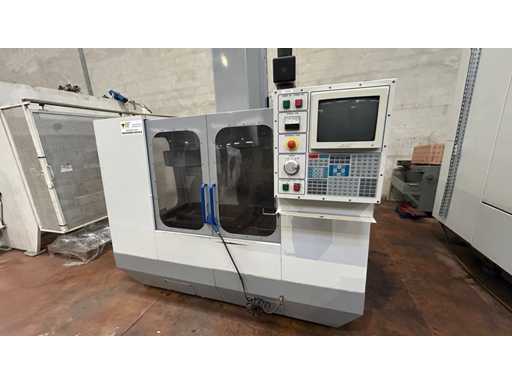 HAAS VF 0 CNC Vertikales Bearbeitungszentrum