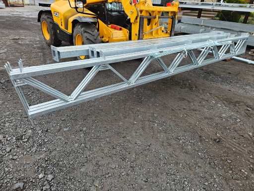 Construc?ii din o?el (7x8 m) (56 m2) - 2025