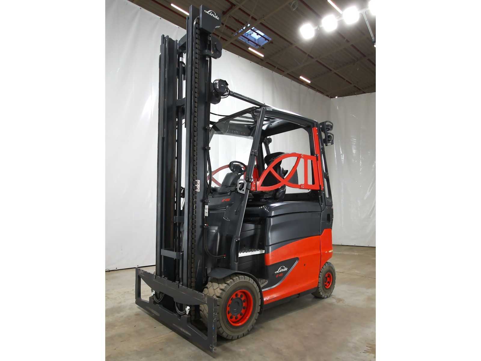 LINDE E45HL-01/600 Forklift