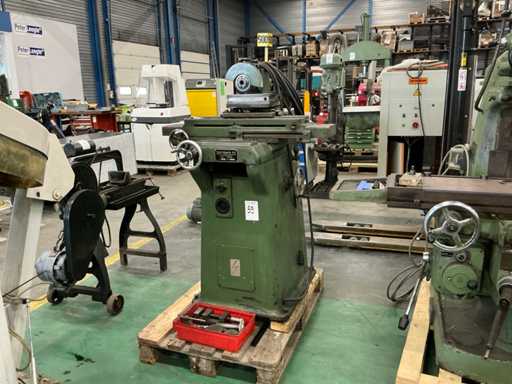 Mägerle R3 Vlakslijpmachine