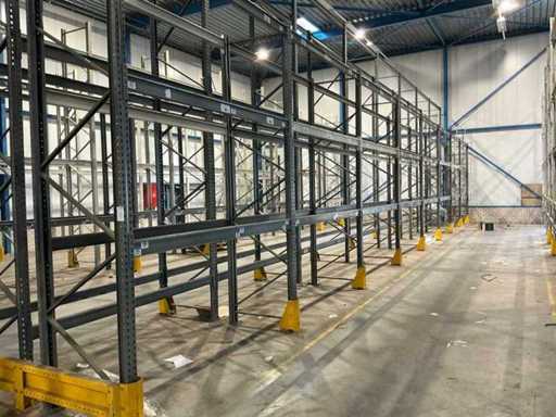 Pallet racking