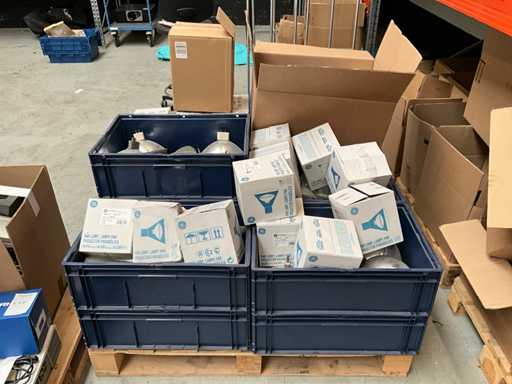 Lot de lampes PAR et de lampes de rechange