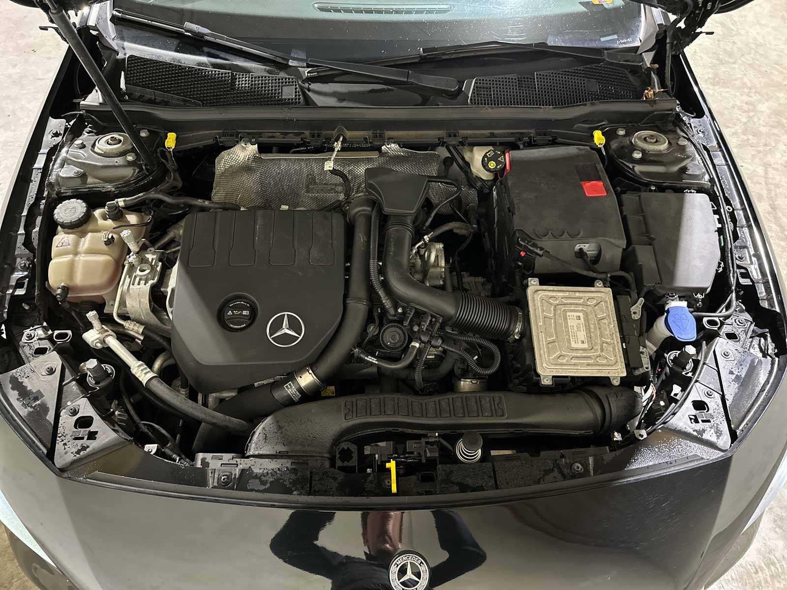 Mercedes-Benz A200 Business Solution AMG A-klasse 163pk 2020 (Origineel-NL), J-049-DZ