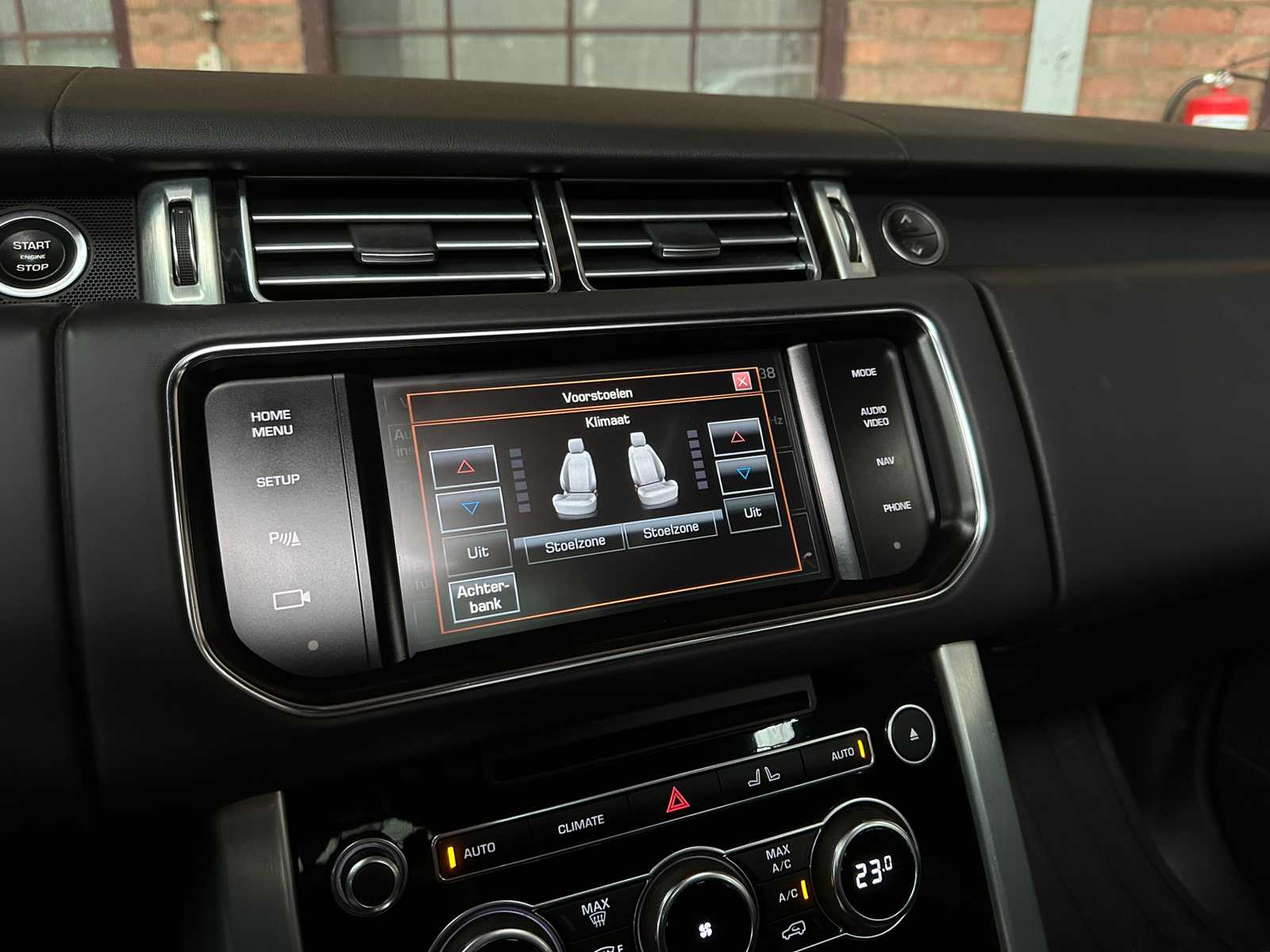 Land Rover Range Rover 4.4 SDV8 Autobiograpy 340pk 2014 (Origineel-NL), 4-THS-30